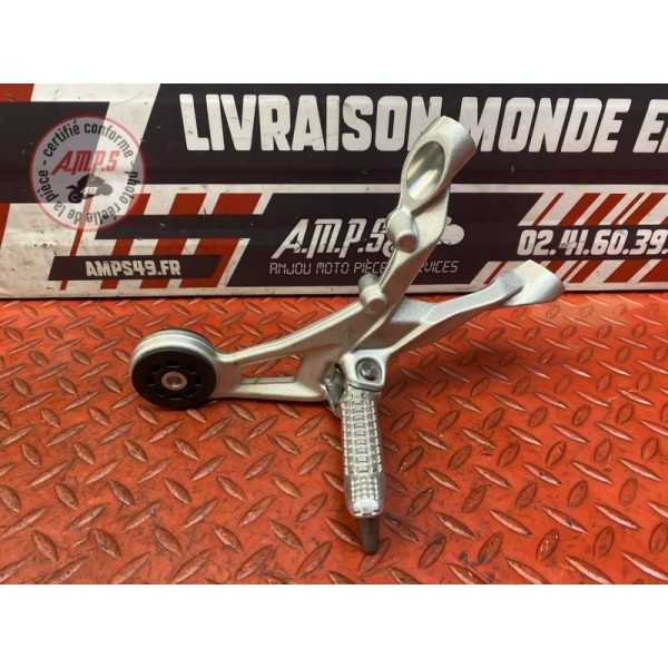 Platine repose pied droite 