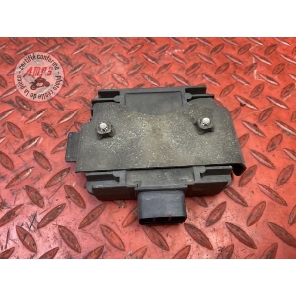 Regulateur de tension 