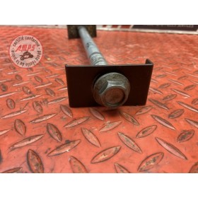 Axe de roue arriere 