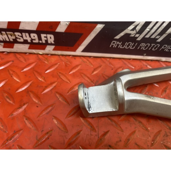 Platine repose pied passager droit 2 Ducati 999 de 2002 à 2004 