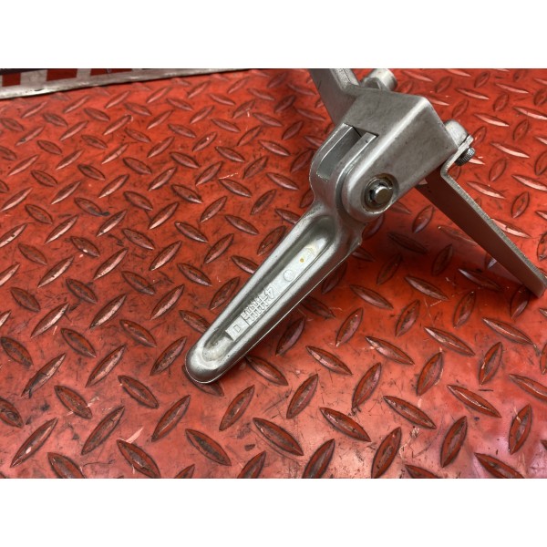 Platine repose pied passager droite Ducati 999 de 2002 à 2004 