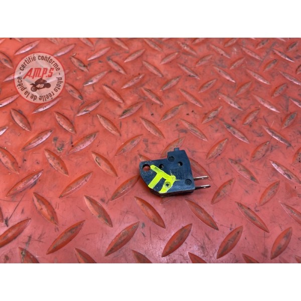 Contacteur de frein avant 