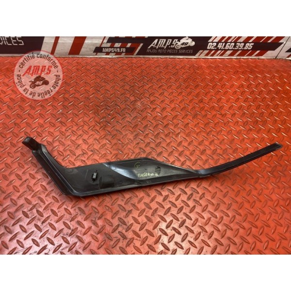 Cache sous reservoir gauche 