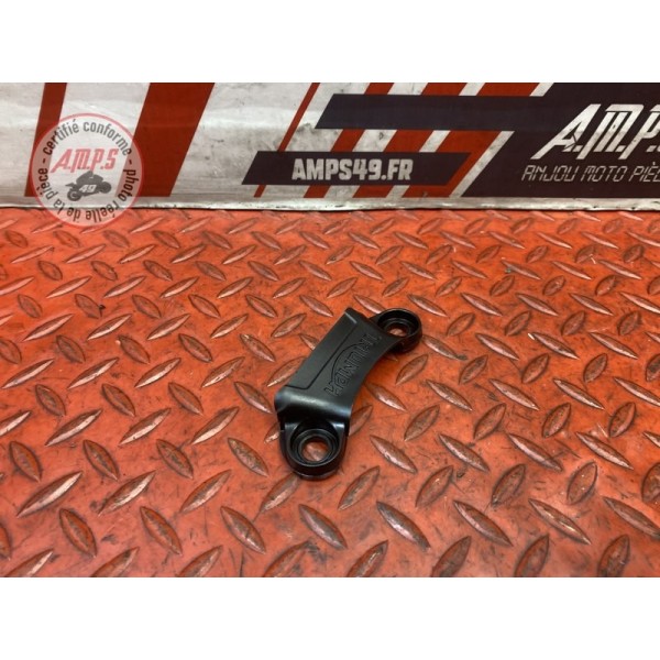 Passe cable sur cadre 