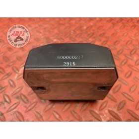 Regulateur de tension 