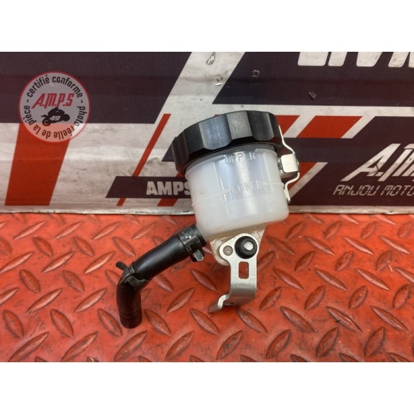 Bocal de liquide de frein avant 