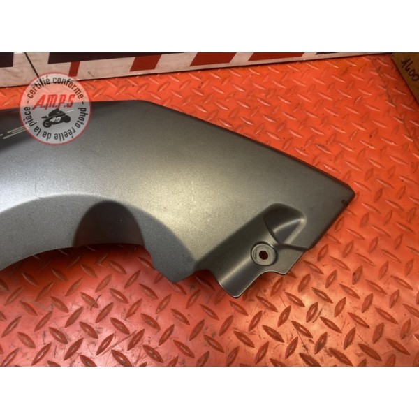 Barre panneau lateral gauche 