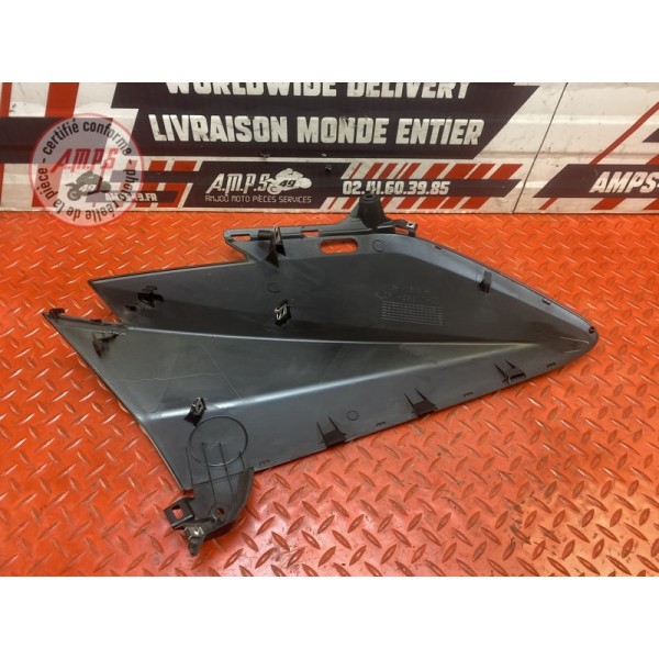 Flanc de carénage droit 