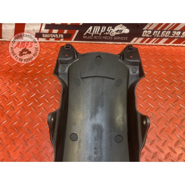 Garde boue avant inferieur 