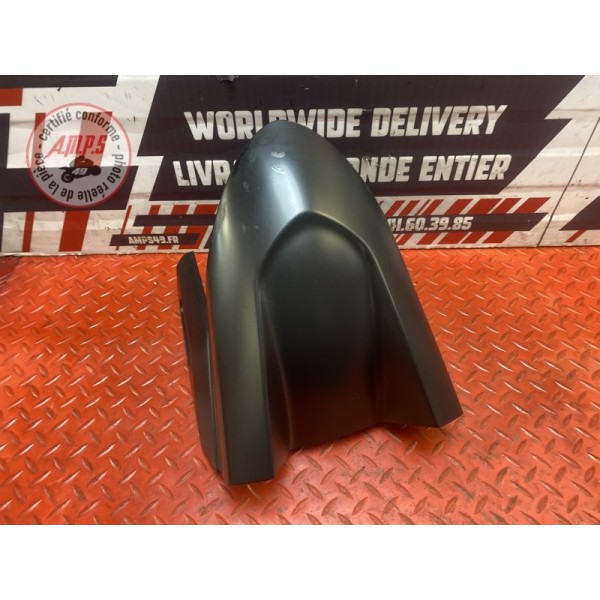 Garde boue avant superieur 