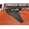 Cache interieur sur flanc de carénage droit 