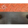 Cache interieur sur flanc de carénage droit 