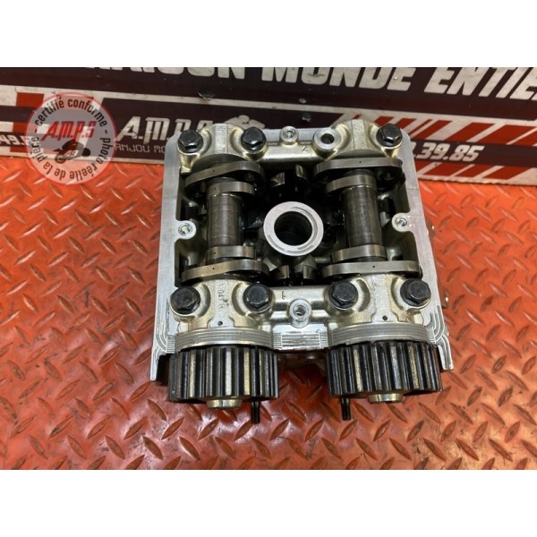 Culasse avec arbre a came arriere 