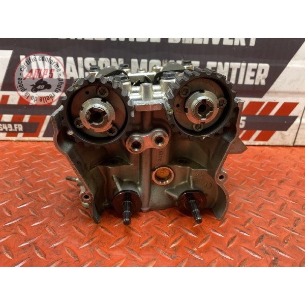 Culasse avec arbre a came arriere 