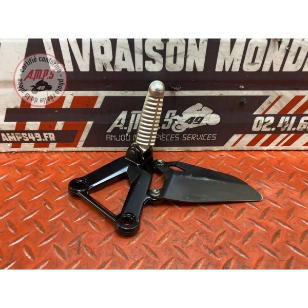 Platine repose pied droite 