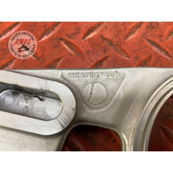 Renfort d'étrier arrière 