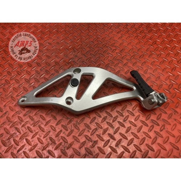 Platine repose pied passager gauche 