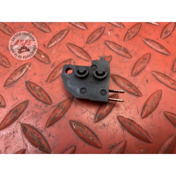 Contacteur de frein avant 