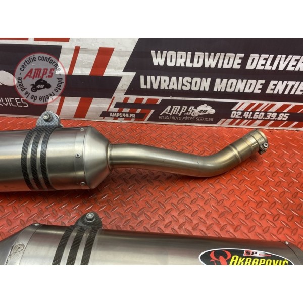 Paire de silencieux Akrapovic 