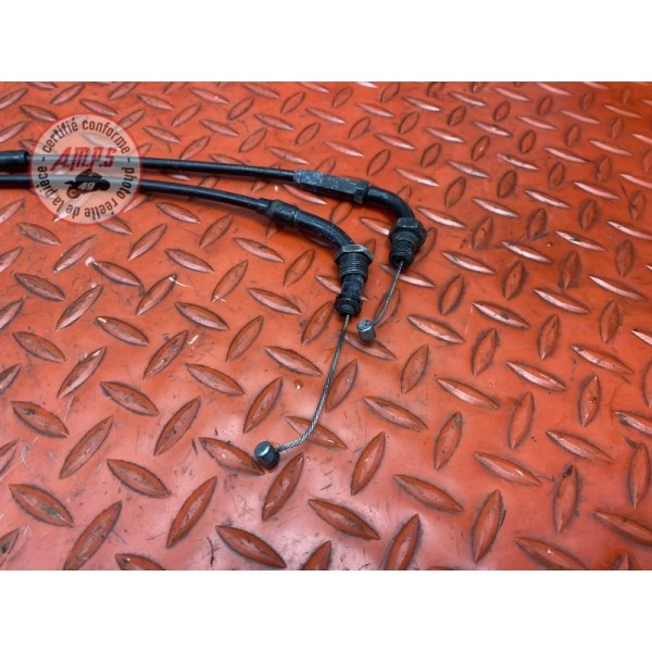Cable d'accélérateur 