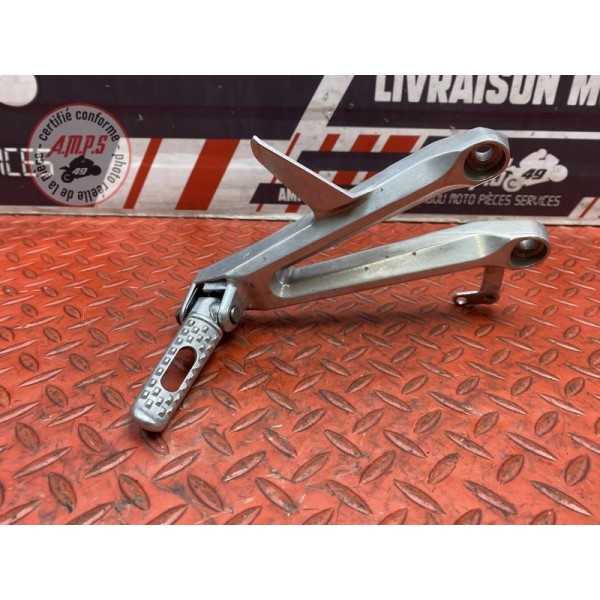 Platine repose pied passager droite Honda CBR 1000 RR Fireblade 2006 à 2007 