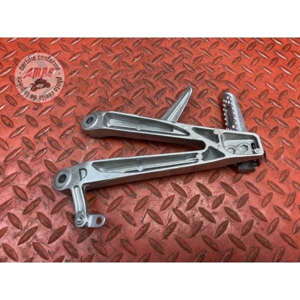 Platine repose pied passager droite Honda CBR 1000 RR Fireblade 2006 à 2007 