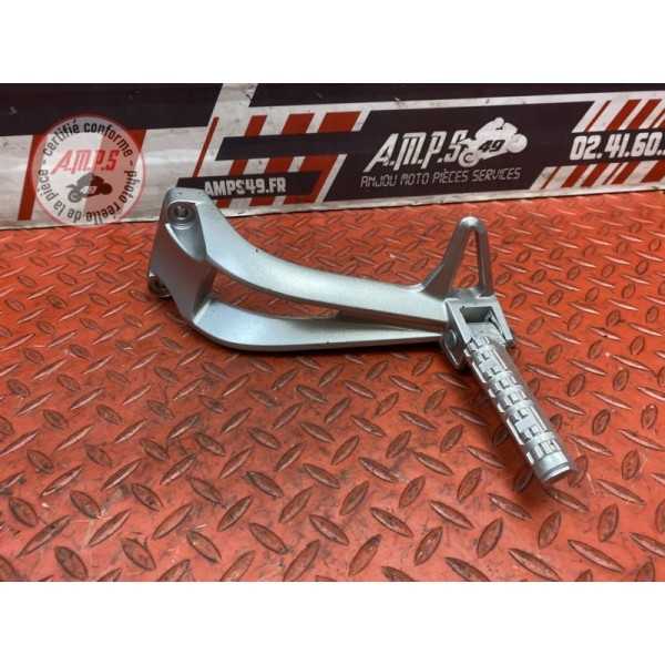 Platine repose pied passager gauche 