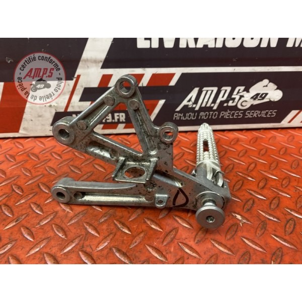 Platine repose pied droite Triumph 675 Daytona de 2009 à 2012 