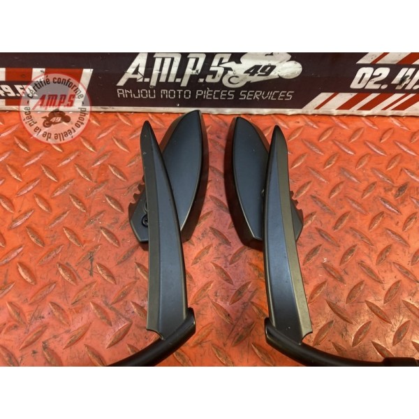 Paire de retroviseur adaptable 