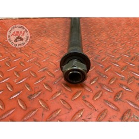 Axe de roue arriere 