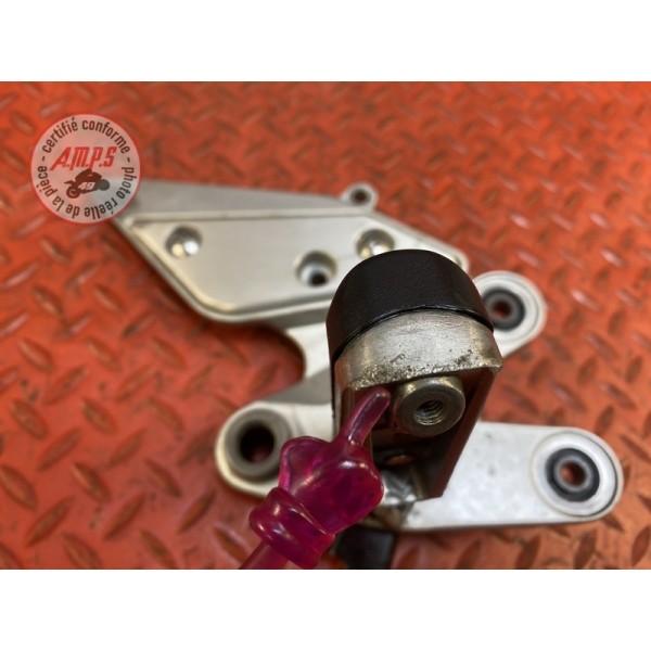 Platine repose pied droite Yamaha FZ6 de 2004 à 2006 