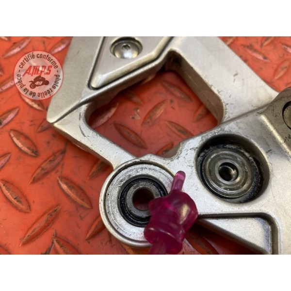 Platine repose pied gauche Yamaha FZ6 de 2004 à 2006 