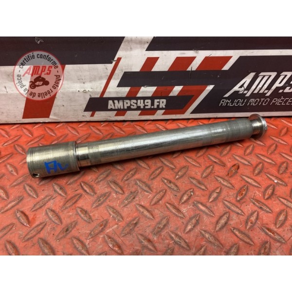 Axe de roue avant