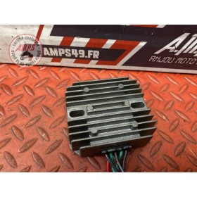 Regulateur de tension 