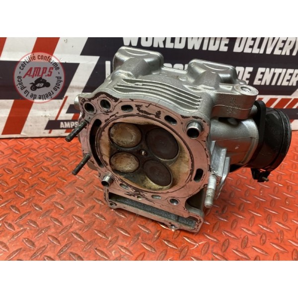 Culasse avec arbre a came arriere 