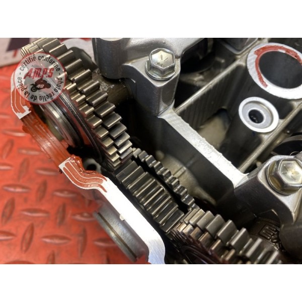 Culasse avec arbre a came avant 