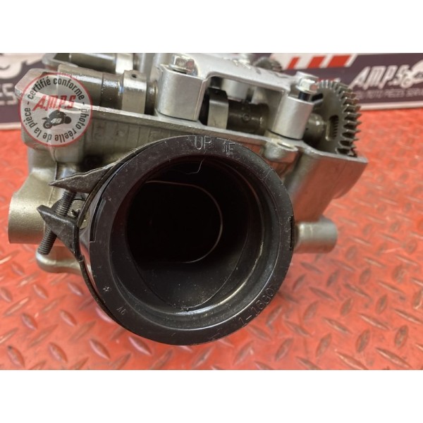 Culasse avec arbre a came avant 