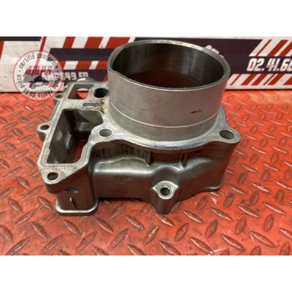 Cylindre piston avant 