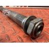 Axe de roue arriere 