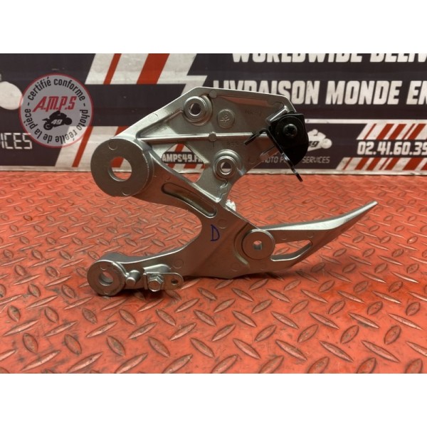Platine repose pied droite Yamaha MT-09 Tracer 2018 à 2020 