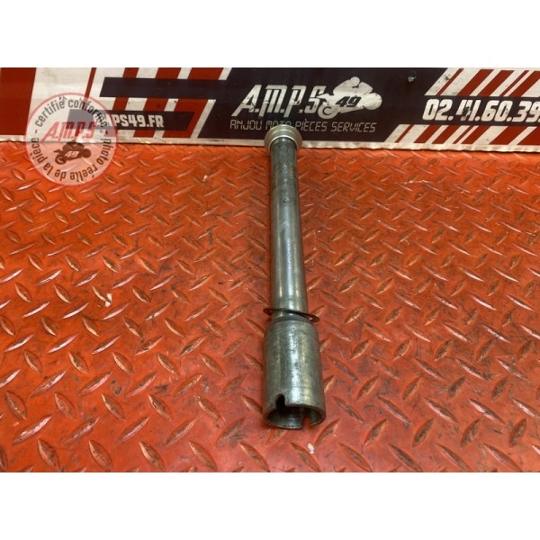 Axe de roue avant 
