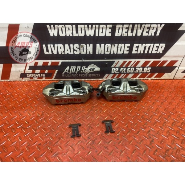 Paire d'étrier de frein avant Ducati Diavel 1200 2011 à 2014 