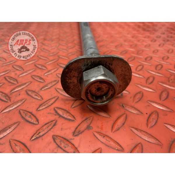 Axe de roue arriere 