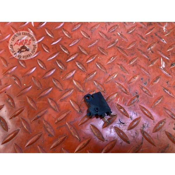 Contacteur de frein avant 