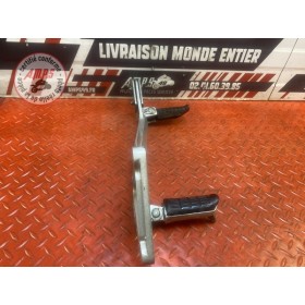 Platine repose pied passager gauche 