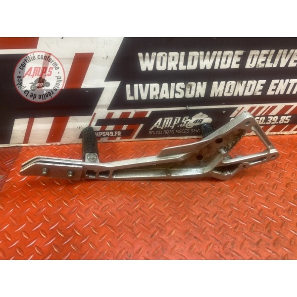 Platine repose pied passager gauche 