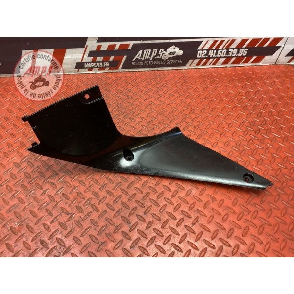 Cache intérieur sur flanc de carénage droit 