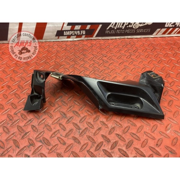 Support sur flanc droit 