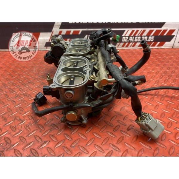 Rampe d'injection Yamaha R1 2004 à 2006 5VY 