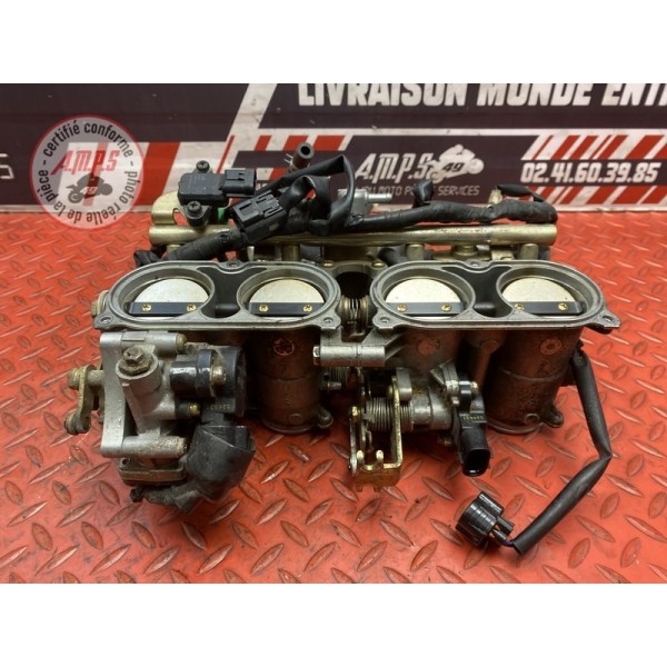 Rampe d'injection Yamaha R1 2004 à 2006 5VY 